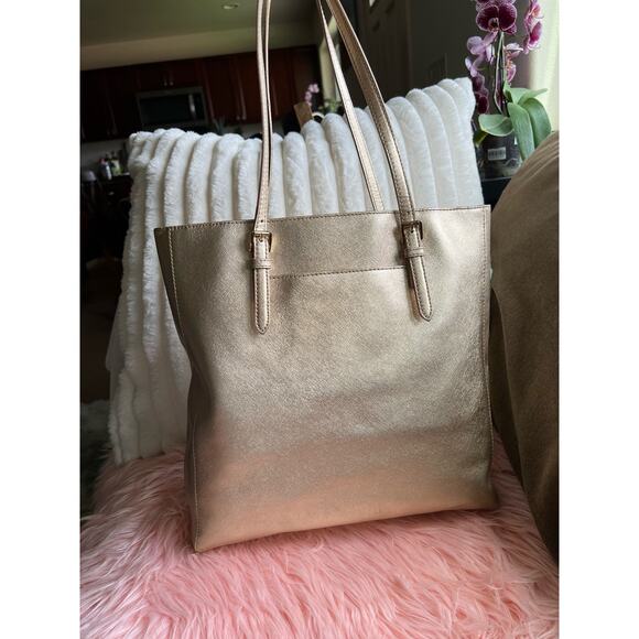 Gold Michael Kors Jet Set Tote - Picture 2 of 16